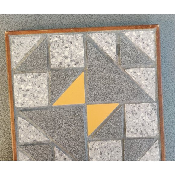 Quiltile: Old Maid's Puzzle Tile Art Trivet Wooden Border 9" Heavyweight Signed? - Picture 5 of 12